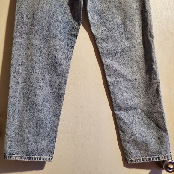 Cotton On High Rise Distressed Mom Jeans - Picture 12 of 14